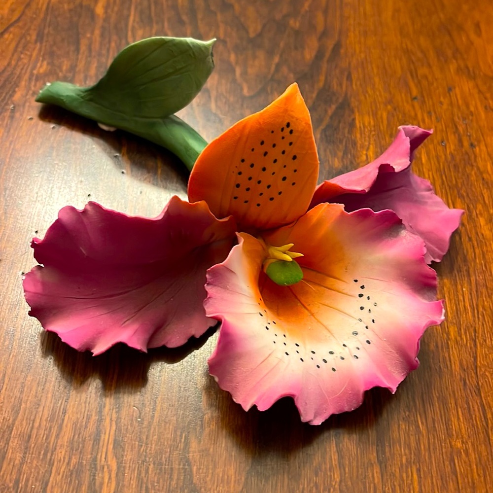 Capodimonte flower- orchid.  Very delicate, great condition